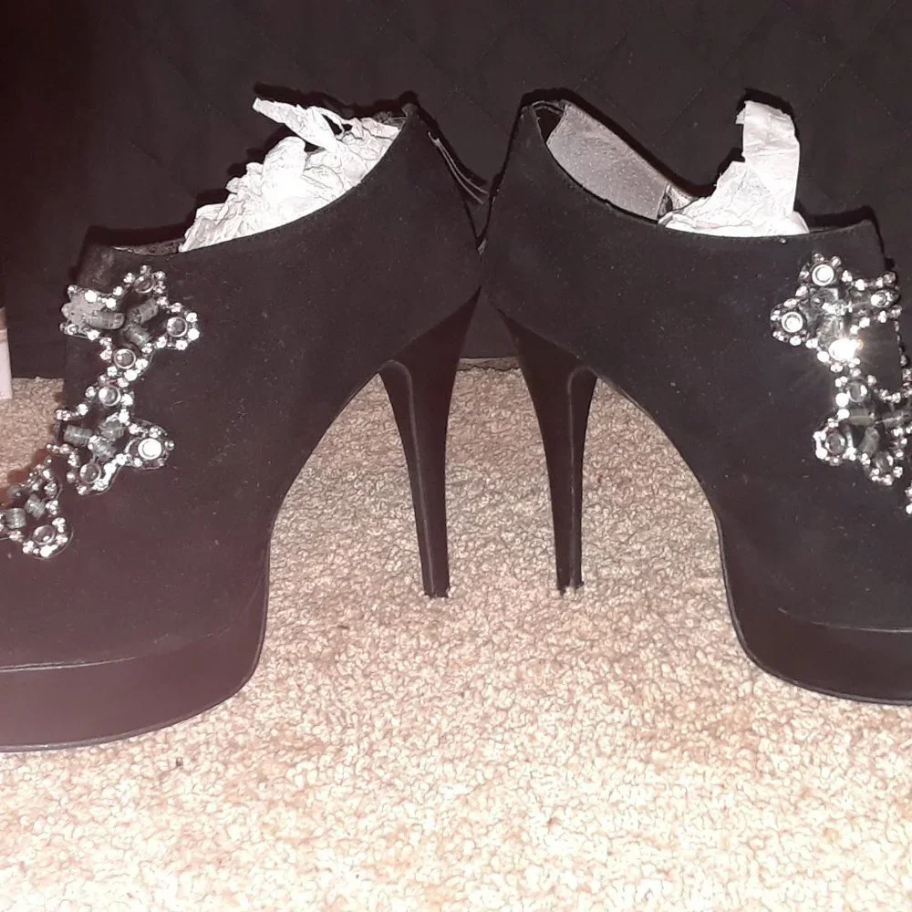 STILETTO PLATFORM HEEL